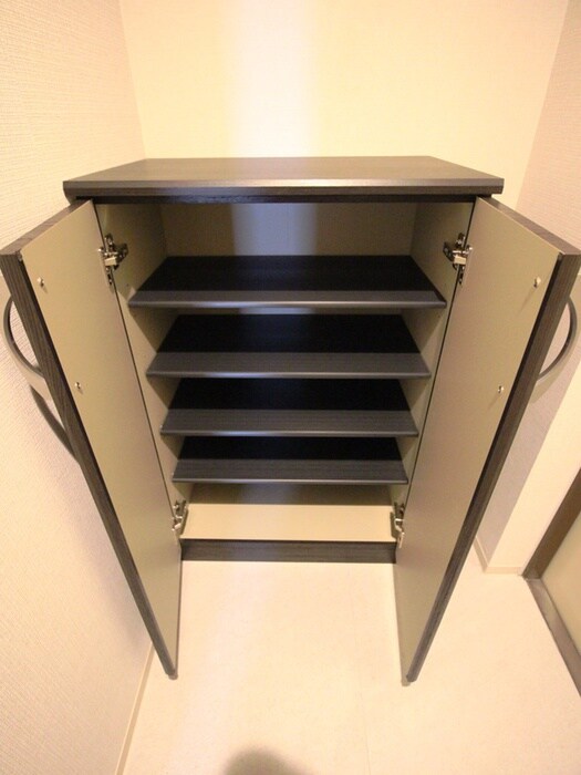 物件内観写真15　(靴箱)