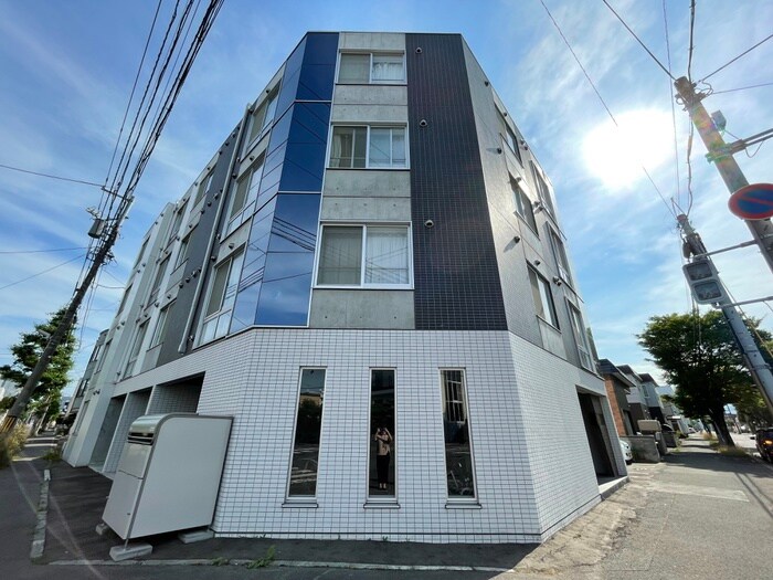 物件外観写真3　(外観写真)