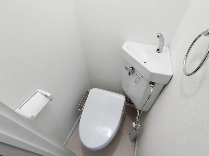 物件内観写真10　(トイレ)