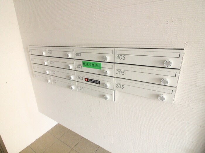 物件外観写真6　(建物設備)