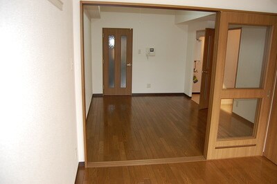 物件内観写真5　(居室)