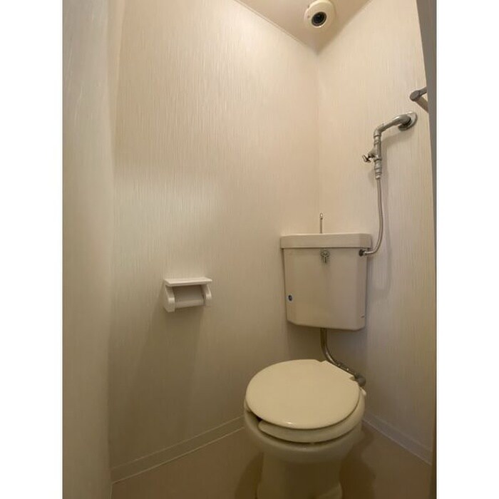 物件内観写真3　(トイレ)