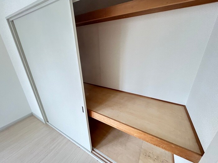 物件内観写真5　(収納)