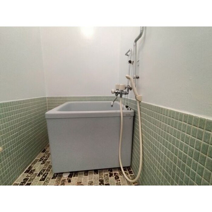 物件内観写真12　(バス／シャワールーム等)