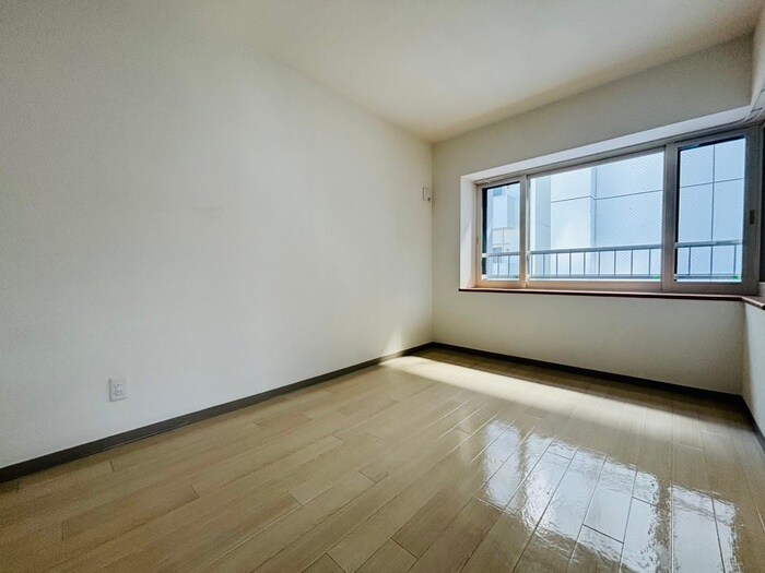 物件内観写真13　(居室)