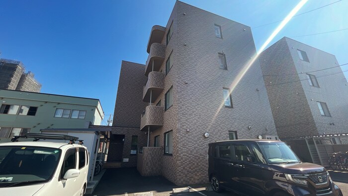 物件外観写真2　(外観写真)