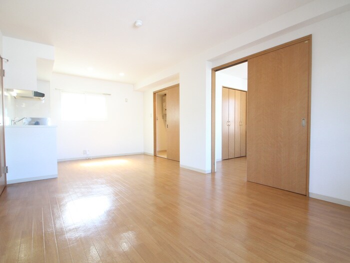 物件内観写真6　(居室)