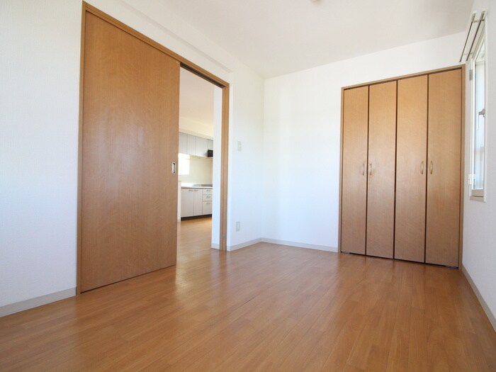 物件内観写真8　(居室)