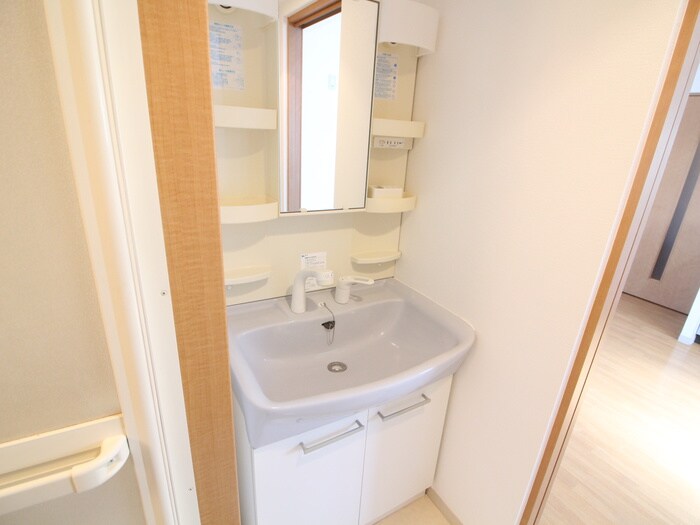 物件内観写真12　(洗面)