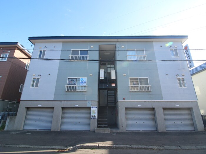 物件外観写真4　(外観写真)