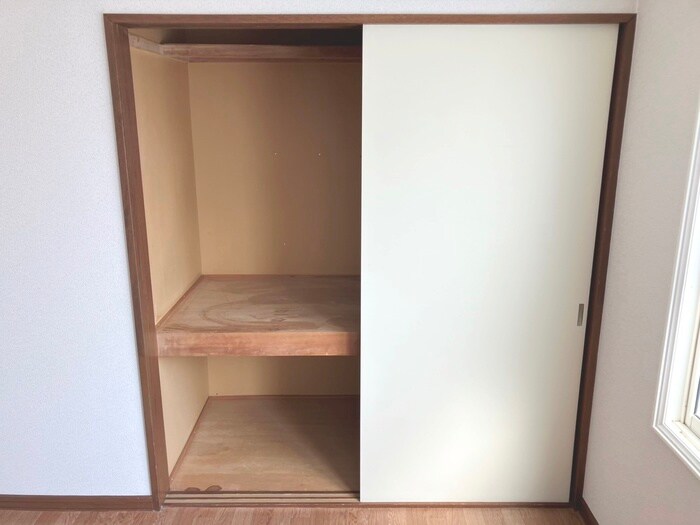 物件内観写真11　(収納)