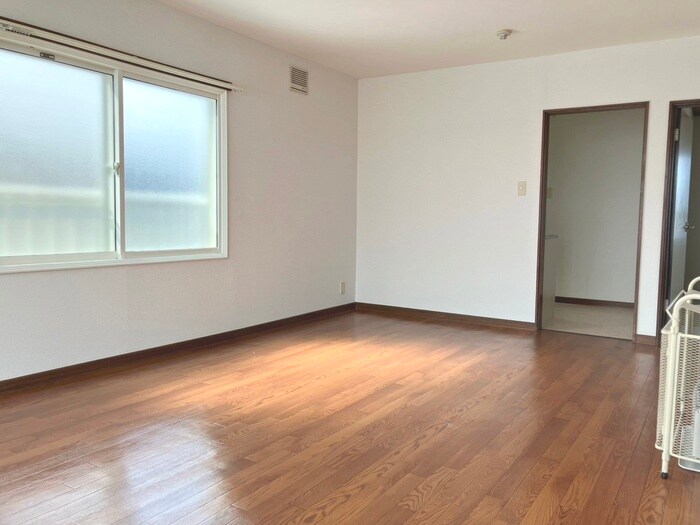 物件内観写真18　(居室)