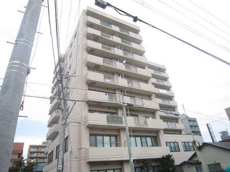 アリエル山鼻外観写真
