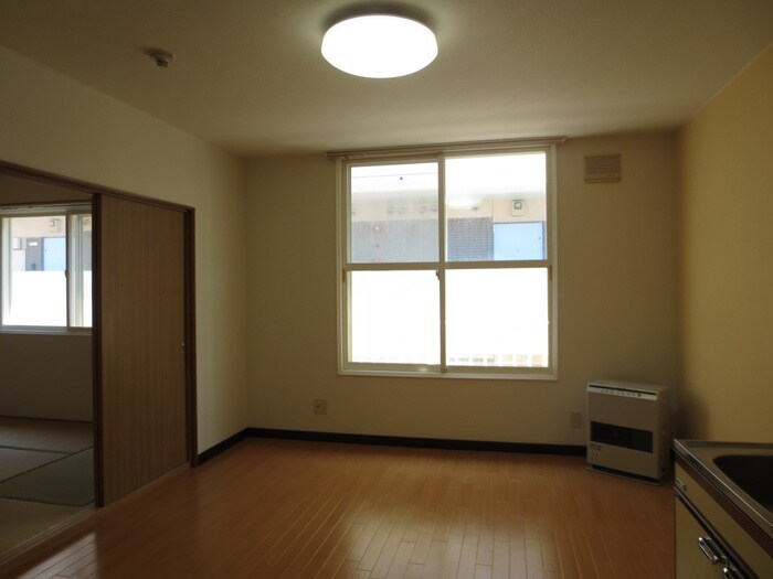 物件内観写真5　(居室)