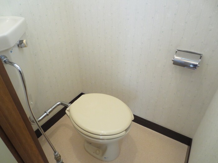 物件内観写真11　(トイレ)