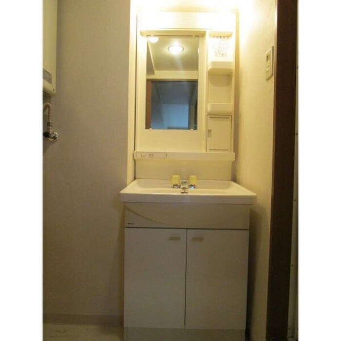 物件内観写真9　(洗面)