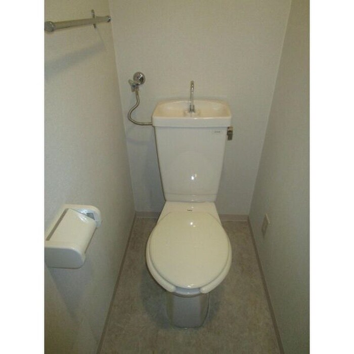 物件内観写真11　(トイレ)