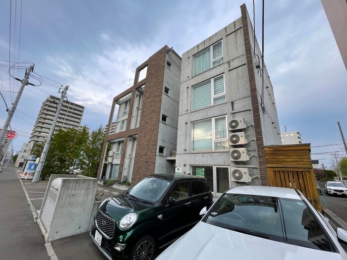 物件外観写真2　(外観写真)