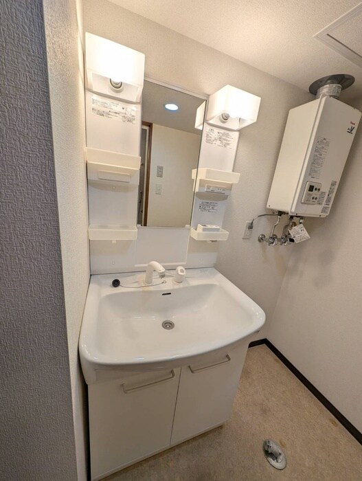 物件内観写真15　(洗面)