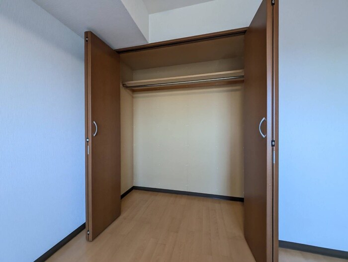 物件内観写真18　(収納)