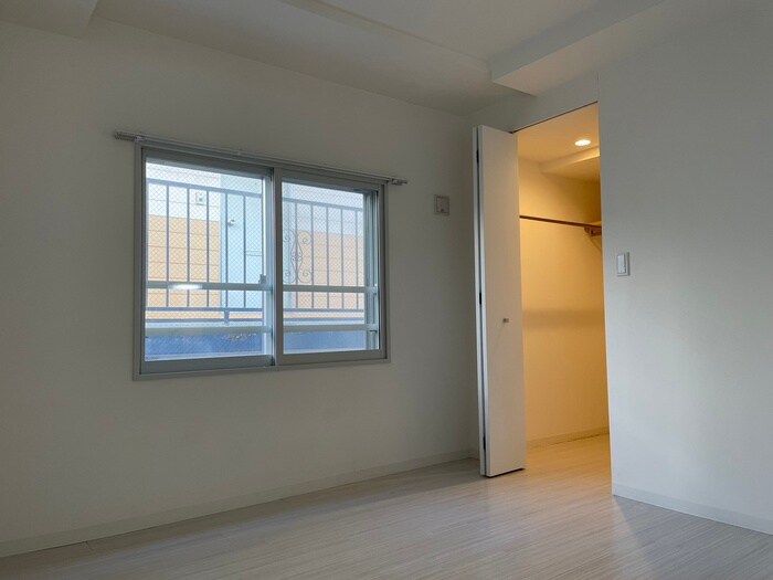 物件内観写真11　(居室)