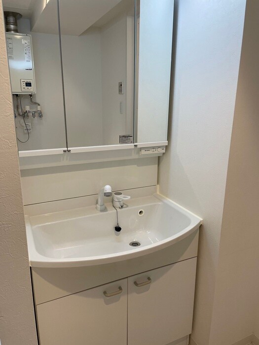 物件内観写真15　(洗面)