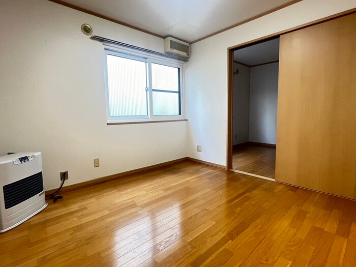 物件内観写真6　(居室)