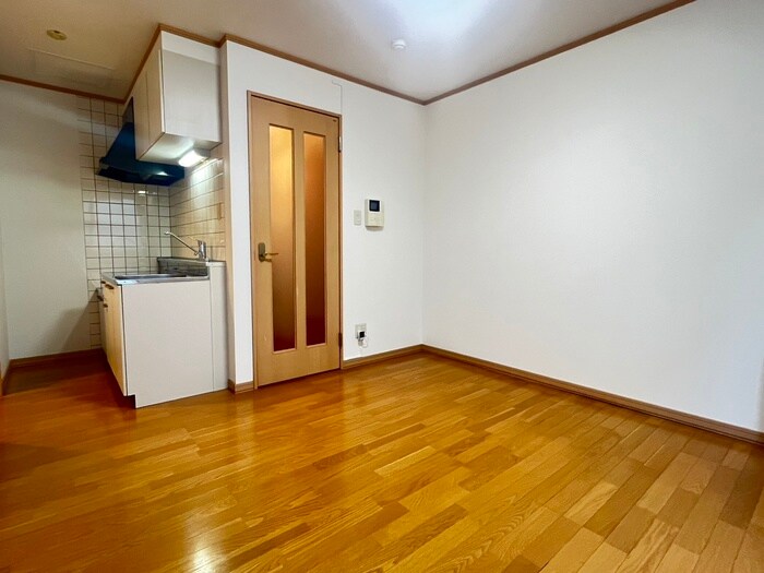 物件内観写真8　(居室)