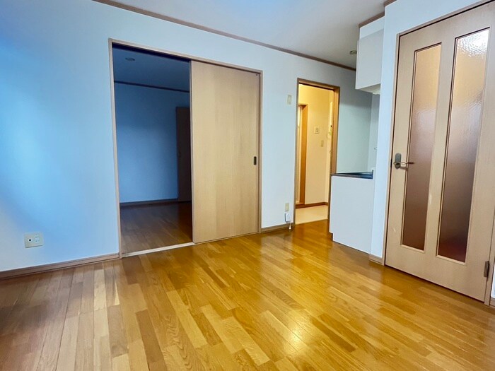 物件内観写真9　(居室)