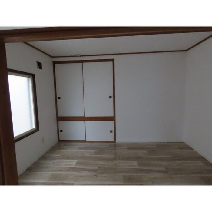 物件内観写真6　(居室)