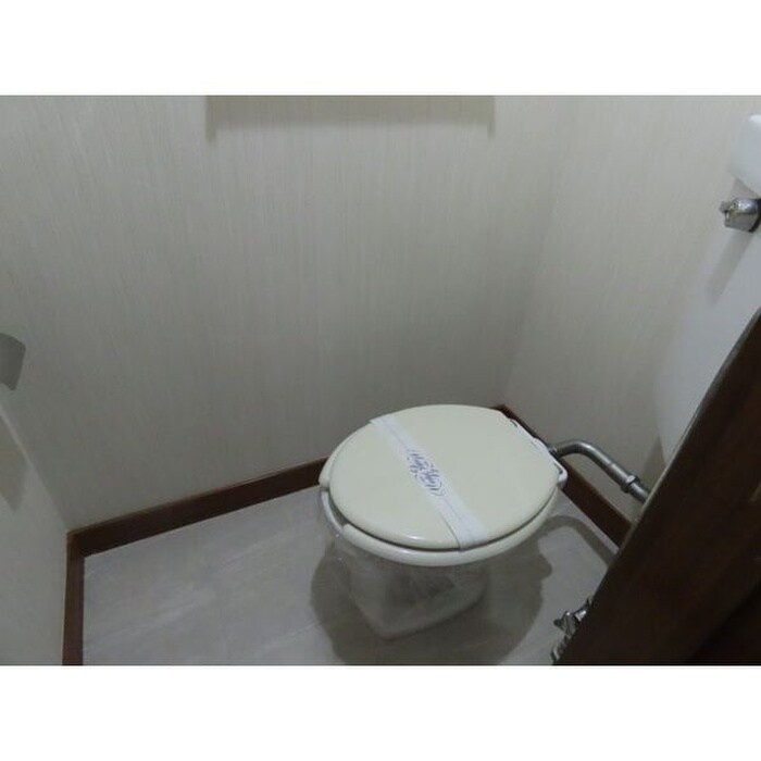 物件内観写真11　(トイレ)