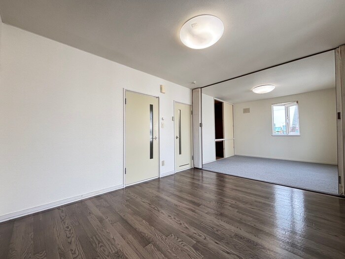 物件内観写真8　(居室)