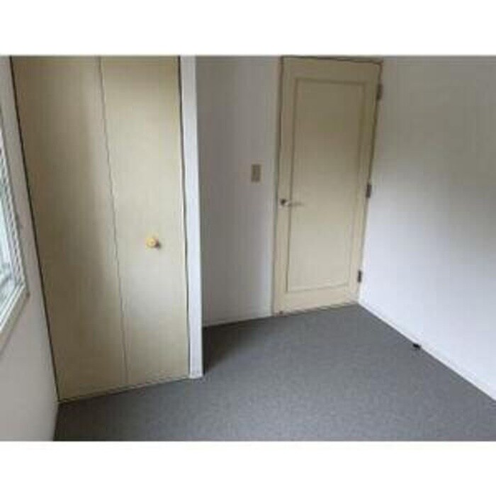 物件内観写真10　(居室)