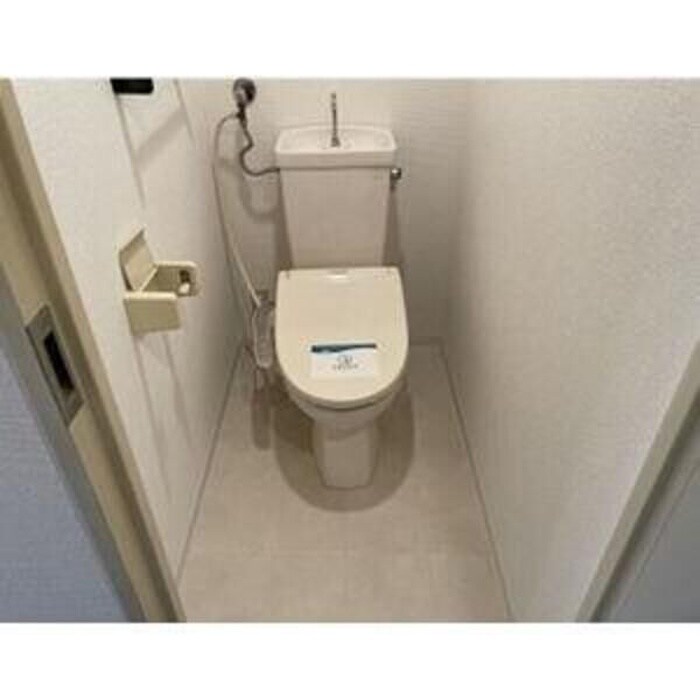 物件内観写真14　(トイレ)