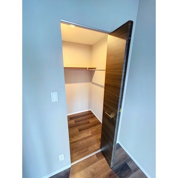 物件内観写真9　(収納)