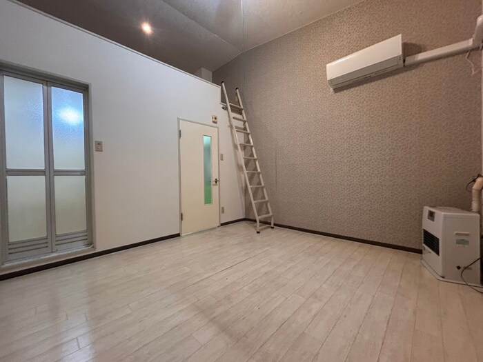 物件内観写真7　(居室)