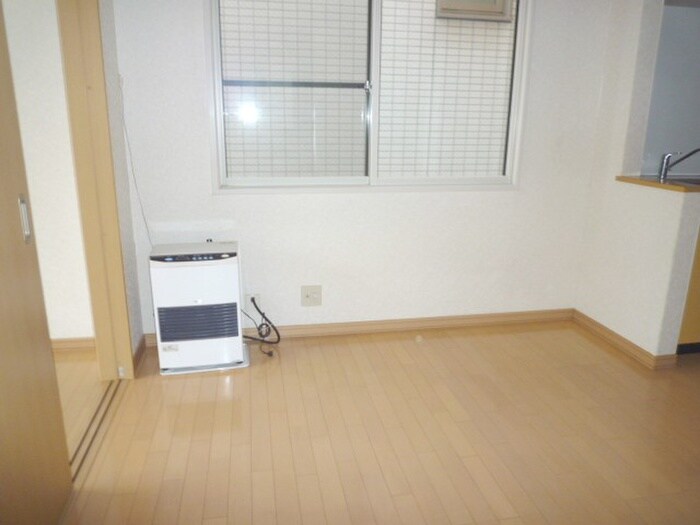 物件内観写真10　(居室)