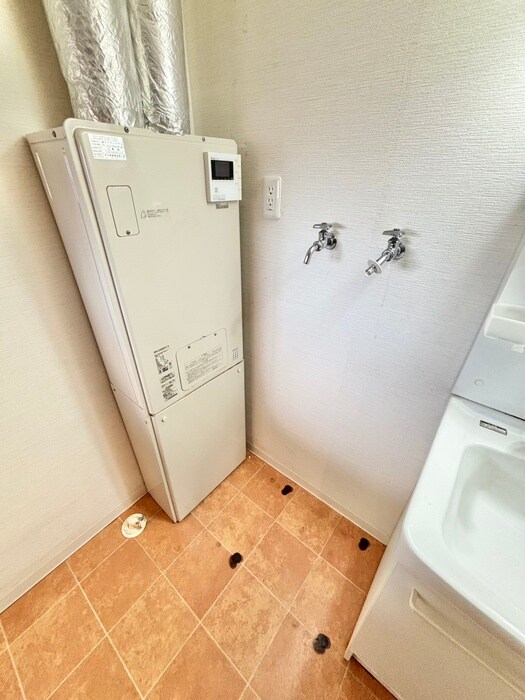 物件内観写真22　(洗濯機置場)