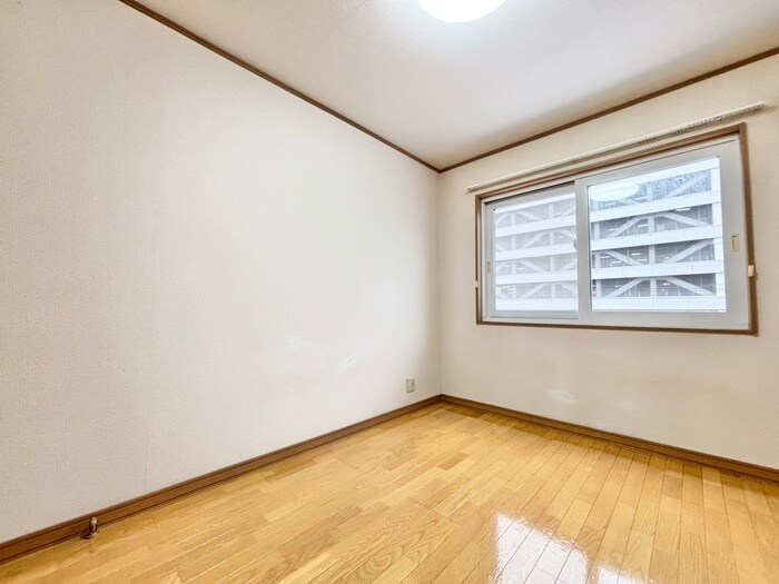 物件内観写真13　(居室)