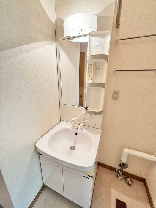 物件内観写真17　(洗面)