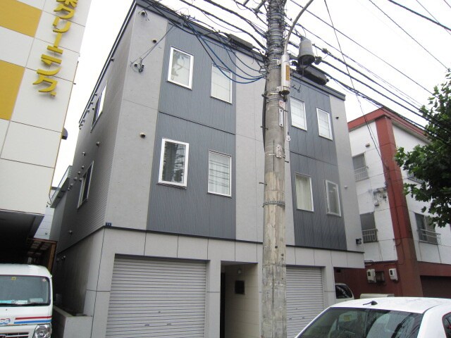 物件外観写真2　(外観写真)