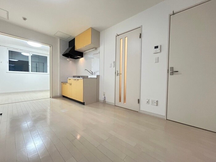 物件内観写真4　(居室)