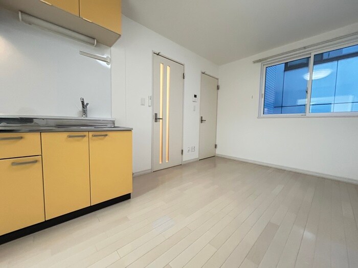 物件内観写真6　(居室)