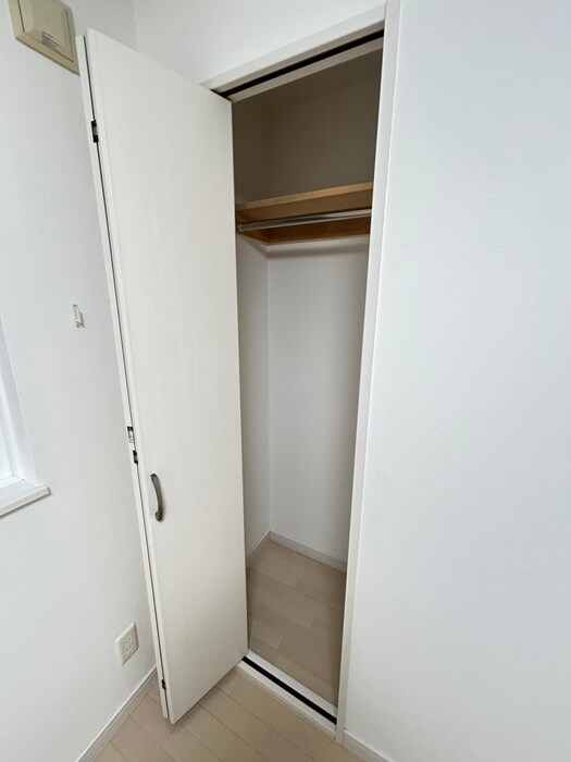 物件内観写真12　(収納)