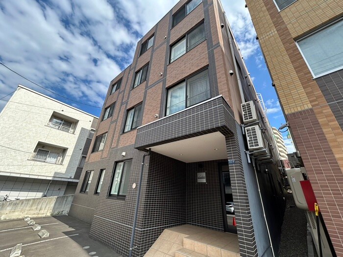 物件外観写真2　(外観写真)