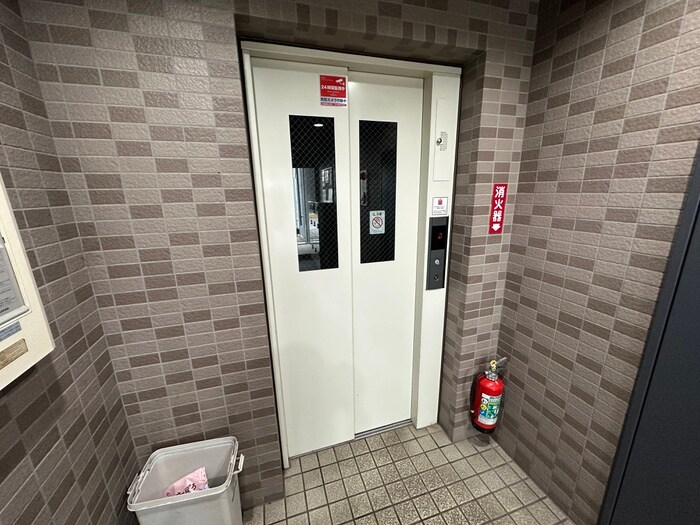 物件外観写真6　(建物設備)