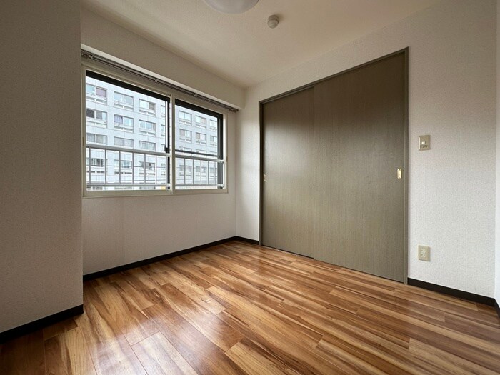 物件内観写真10　(居室)