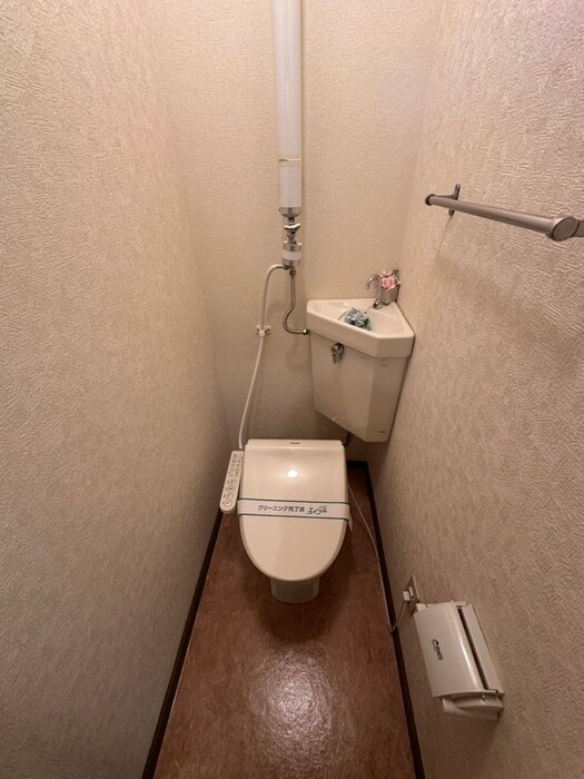 物件内観写真13　(トイレ)