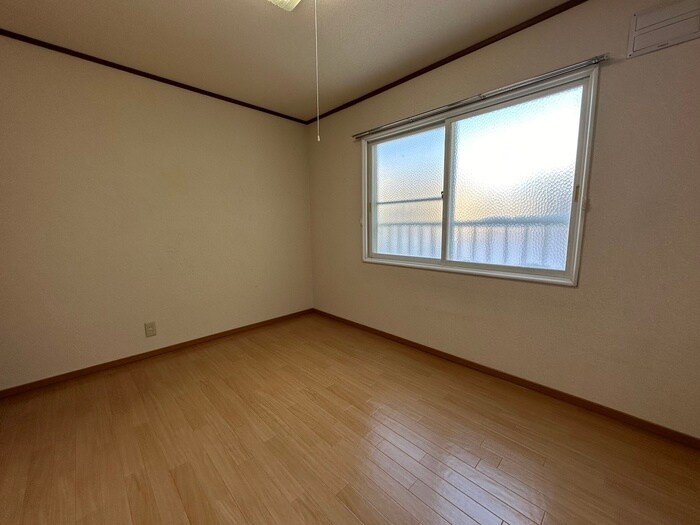 物件内観写真15　(居室)