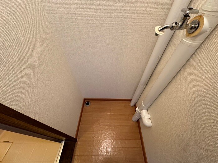 物件内観写真19　(洗濯機置場)